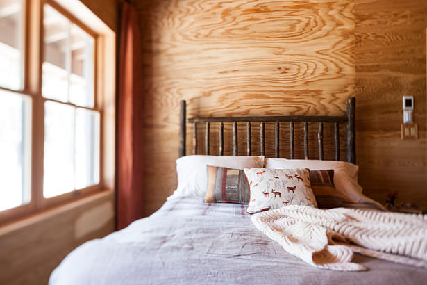 Cabins in Eastern Washington (Photo: John Granen) 