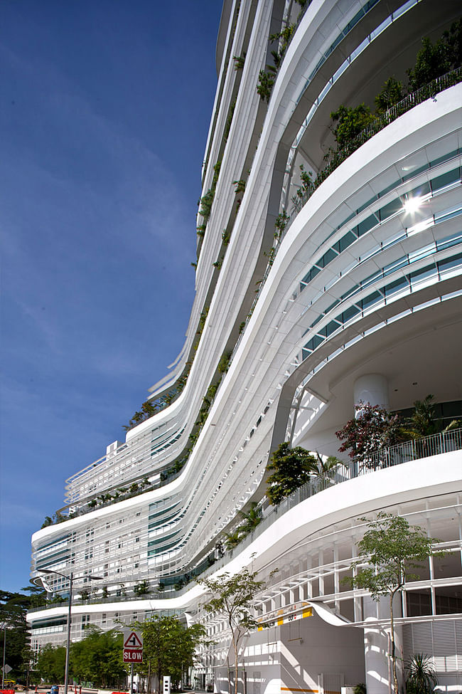 Solaris in Singapore by TR Hamzah and Yeang and CPG (Photo: Albert Lim)