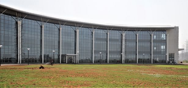 Reliance Technology Group Research Facility - Front Façade 