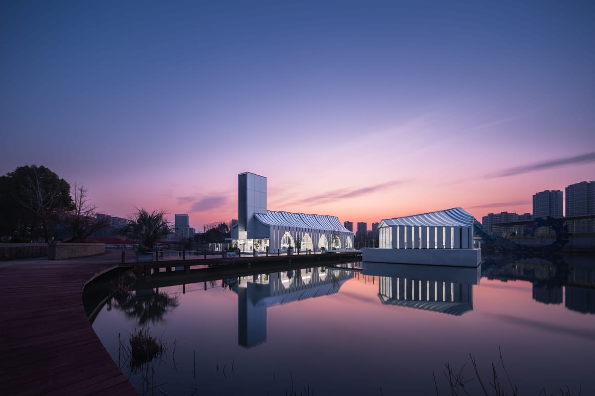 苏州天鹅湖公园小教堂建成