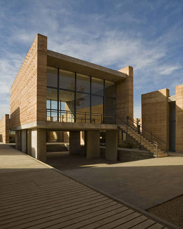 Escuela de Artes Plásticas in Mexico City by Taller de Arquitectura