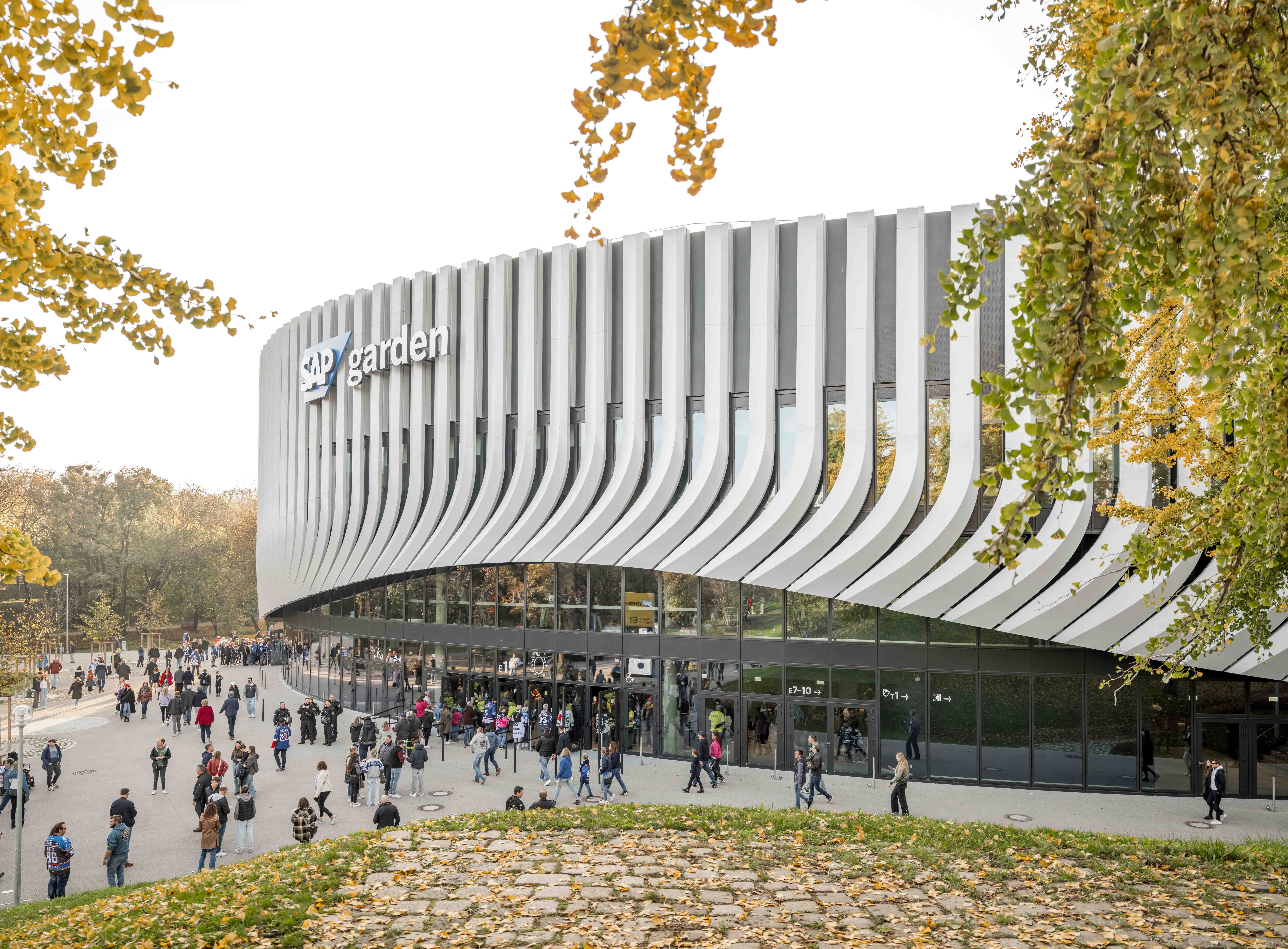 José Pedro Cortes 『One’s Own Arena』 富山 World's most beautiful arenas of 2025 chosen by Prix Versailles