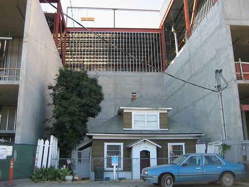 Edith Macefield's Seattle "holdout" house. Image via wikimedia.org