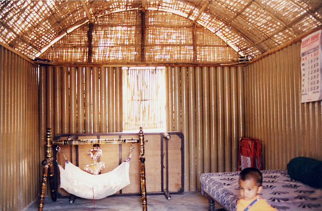 Paper Log House, 2001, Bhuj, India. Photo by Kartikeya Shodhan