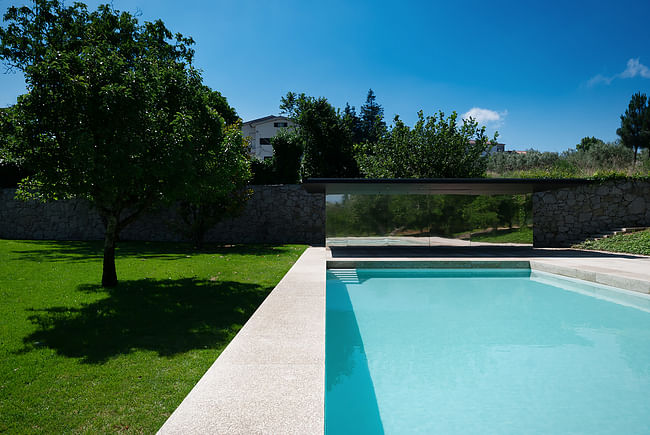 Swimming Pool in Chamusca da Beira by João Mendes Ribeiro © 2013 – do mal o menos