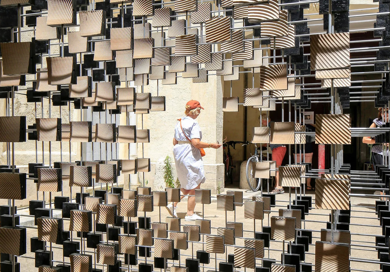 New architecture and design competitions: Festival des Architectures Vives, International Garden Festival, BSA Design Awards, and Oak Moon Pavilion