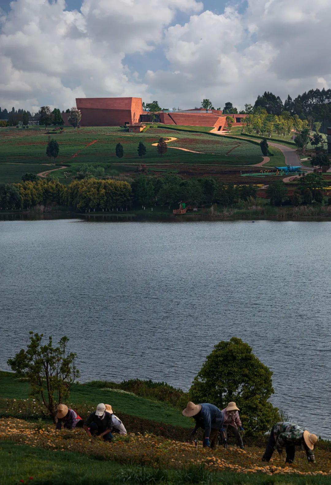 Red Stone Formation Yunnan Dongfengyun Art Center Line Archinect red-stone-formation-yunnan-dongfengyun-art-center-line-archinect