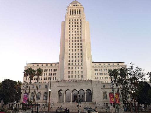 Los Angeles City Hall. Image <a href="https://flic.kr/p/2hDUN3m">© Martin R. Pearce via Flickr</a> (CC BY-ND 2.0). 