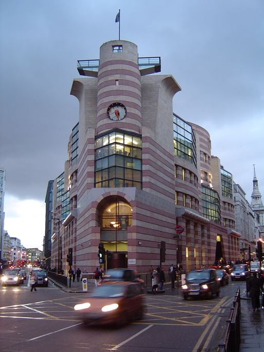 Prominent British architects and critics, including Norman Foster, Richard Rogers, Zaha Hadid and Owen Hatherley, speak out against plans to update London's Number 1 Poultry and call for its protection as heritage. (Photo: Atelier Joly/Wikipedia)