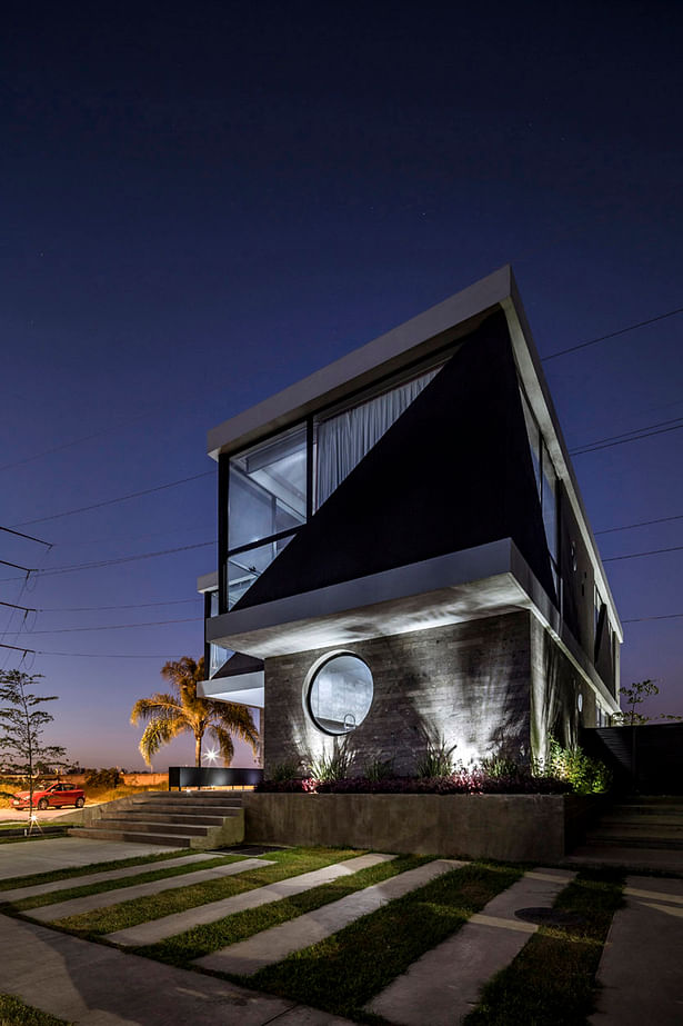 ​Casa Triangulos​ by BAC Barrio Arquitectura Ciudad