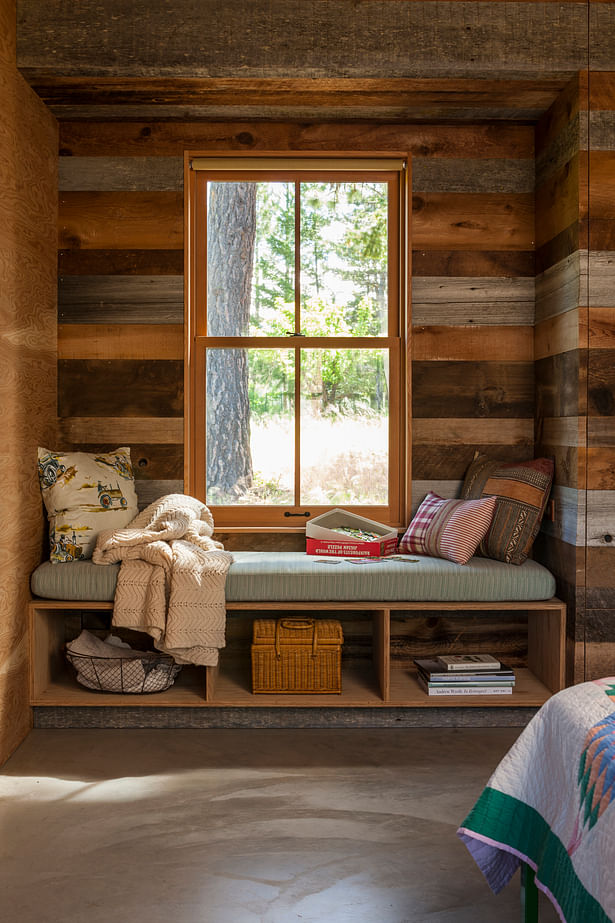 Cabins in Eastern Washington (Photo: John Granen) 