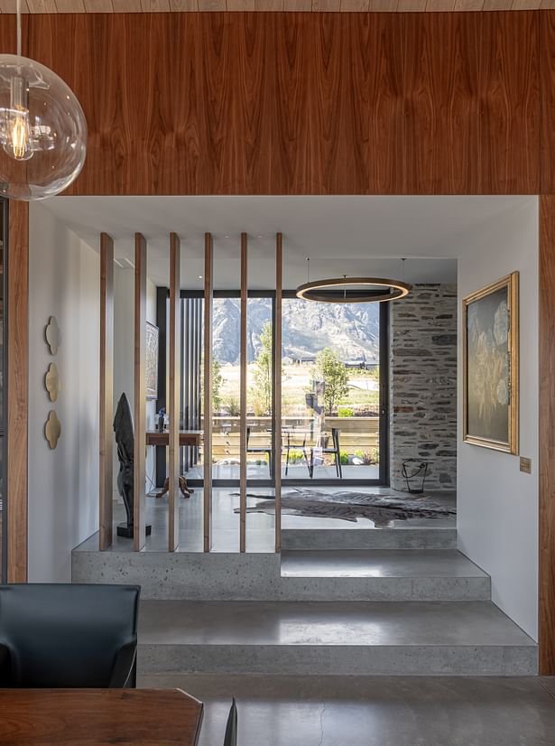 Ben Hudson Architects - Gallery House - entry hall leading to east courtyard