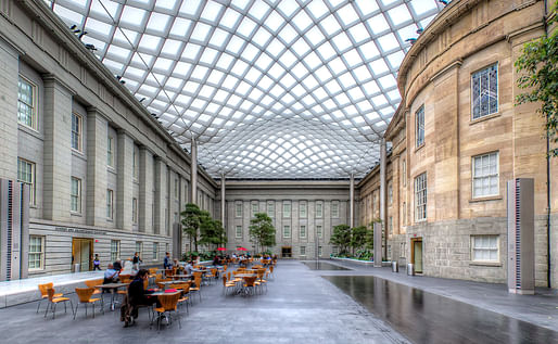 Interior view of the Smithsonian American Art Museum. Image courtesy Flickr user <a href="https://www.flickr.com/photos/pedrosz/8713995719">Pedro Szekely</a> (CC BY-NC-SA 2.0)