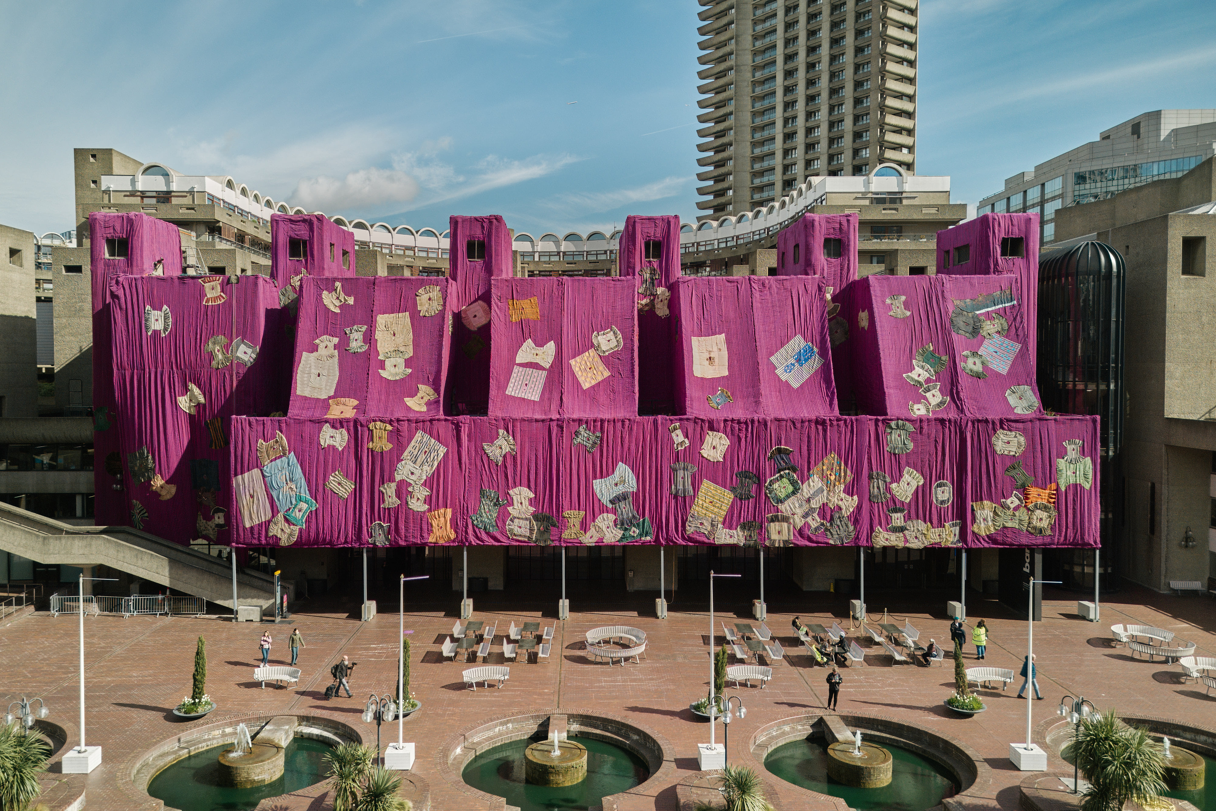 Ghanaian artist Ibrahim Mahama debuts 'Purple Hibiscus' at the Barbican, a reference to the site's material history - Vimarsana News