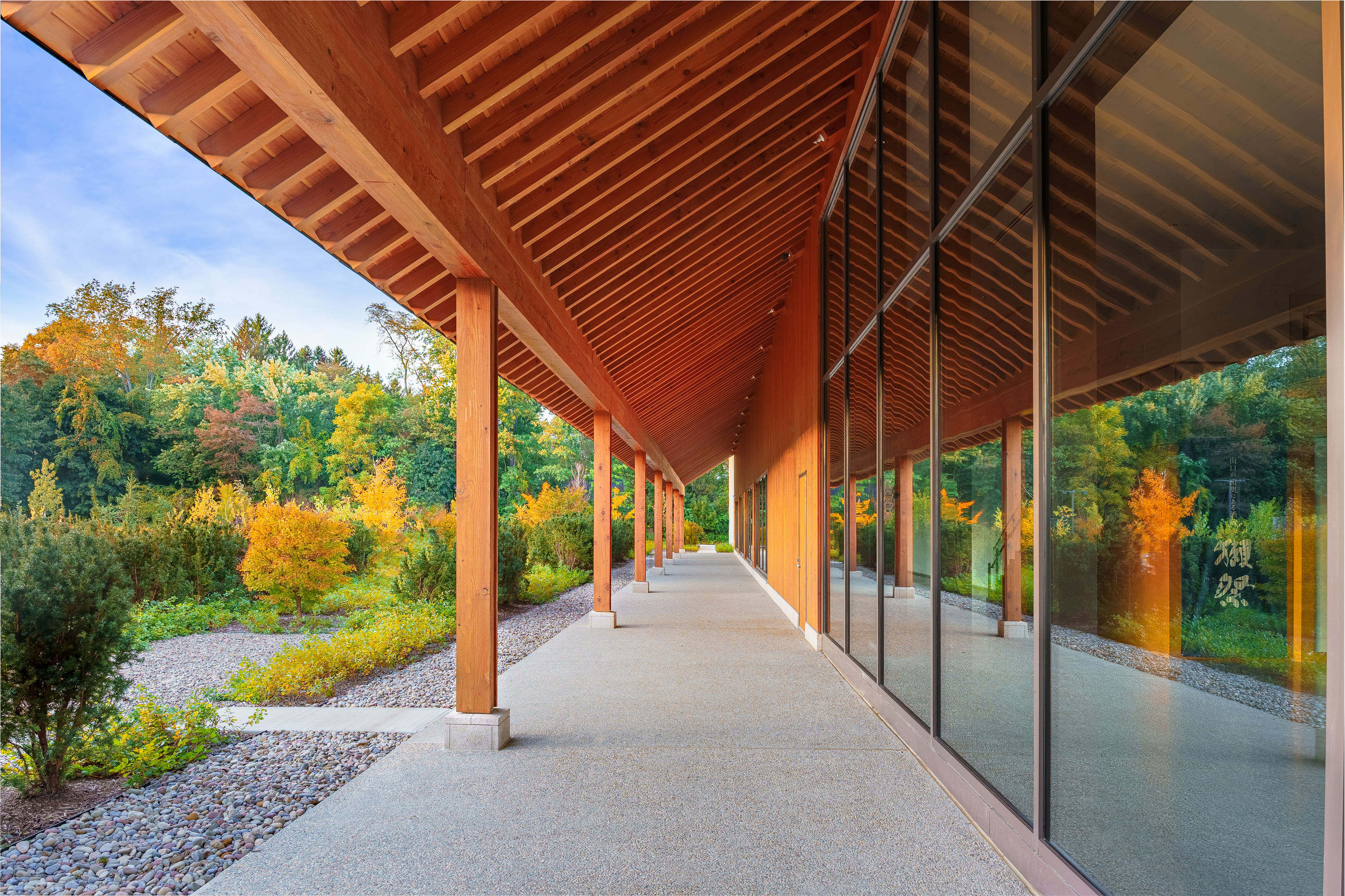 Inspired by Japanese architecture, Pelli Clarke & Partners opens