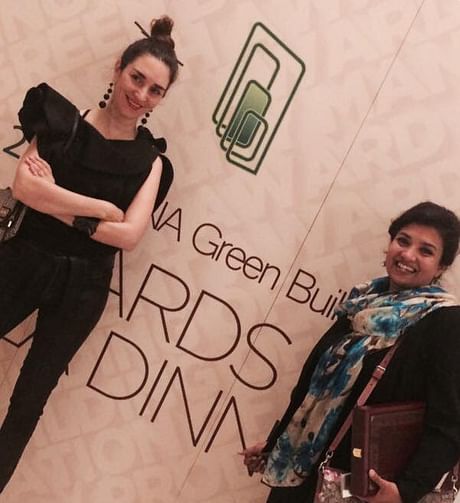  Raya Ani was invited to attend the Emirates MENA Green Building Awards Ceremony! With Farah Naz from BurroHappold Engineering #raw #rawnycarchitects #rawnyc #rayaani #rawnycinteriors #burohappold #sustainibility #greenbuilding