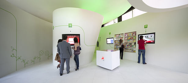 CTT – Flagship Store / 24h Post Office