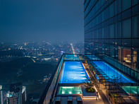 Title of world's highest outdoor pool goes to new supertall tower in Nanning, China