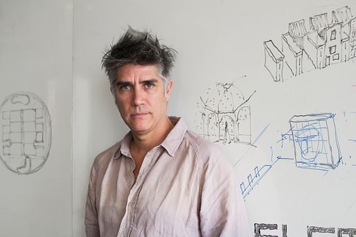 Alejandro Aravena. Image via cdn.platagormaurbana.cl.