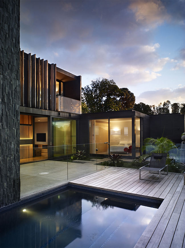 Forman House in Auckland, New Zealand by Bossley Architects