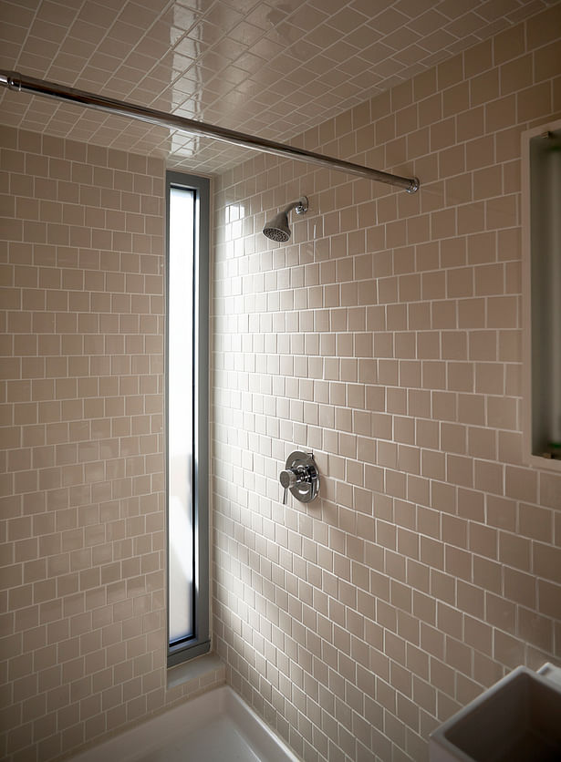 Bathroom of New Norris House