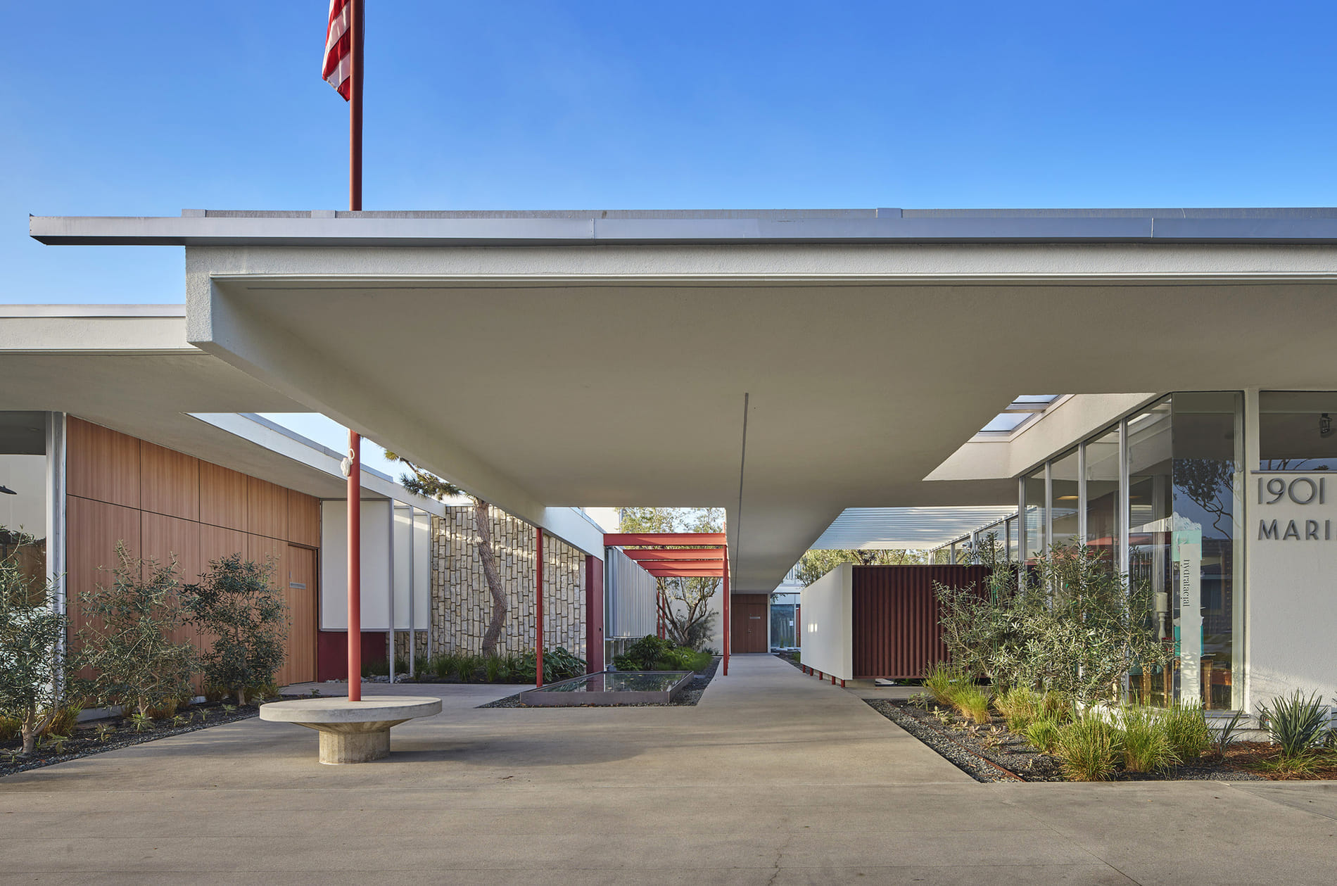 New architecture and design competitions: Modernism in America Awards, Zagreb Sports Precinct, International Design Awards, and Northwestern University Research Building