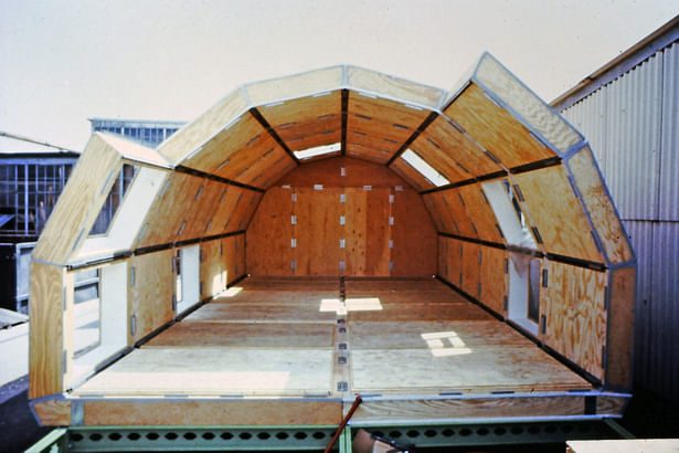 clip together insulated structural panels that form full vaults and half vaults.