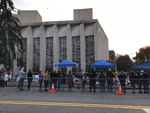 Pittsburgh's Tree of Life – Or L'Simcha Congregation became a place of mourning following the mass shooting on October 27, 2018 — the deadliest attack on the Jewish community in the United States. Photo: Wikimedia Commons user <a href="https://en.wikipedia.org/wiki/Pittsburgh_synagogue_shooting#/media/File:Tree_of_Life_%E2%80%93_Or_L'Simcha_synagogue_facade.jpg">daveynin</a> (CC BY 2.0)