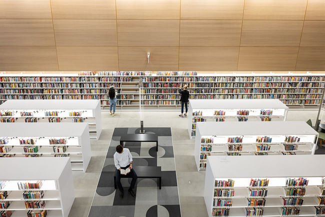 Interiors of new Brooklyn Public Library (BPL) branch in Brooklyn Heights. Image © Gregg Richards/Courtesy of Brooklyn Public Library.