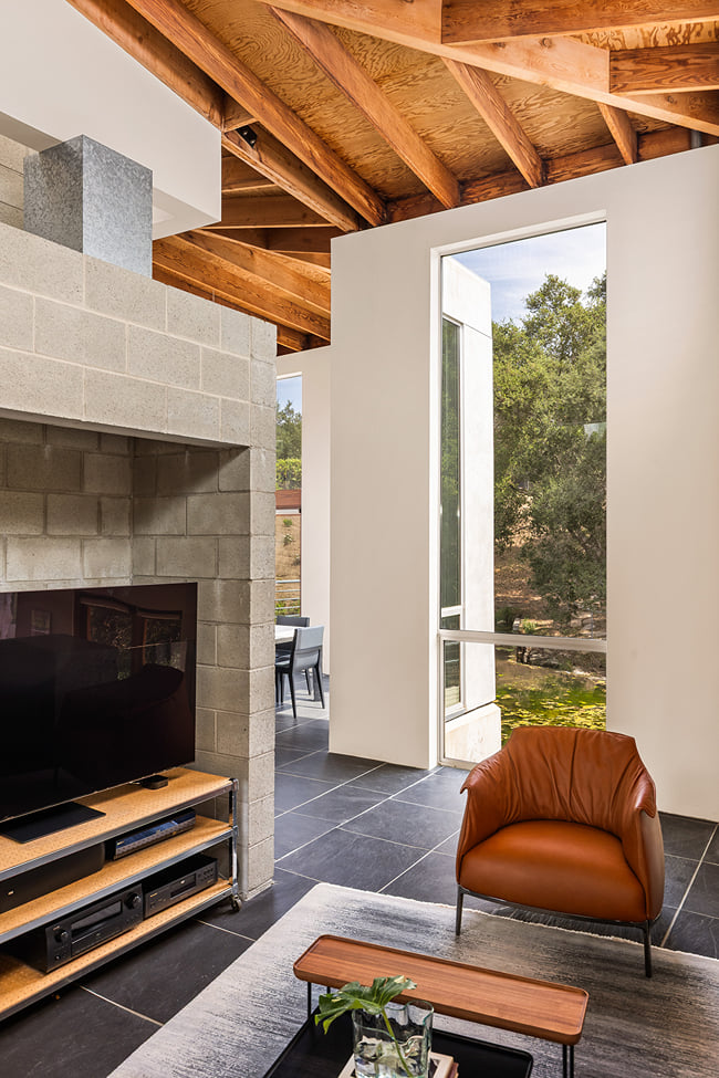 Inside a rare 1980s Frank Gehry home with unique geometries | Gallery ...