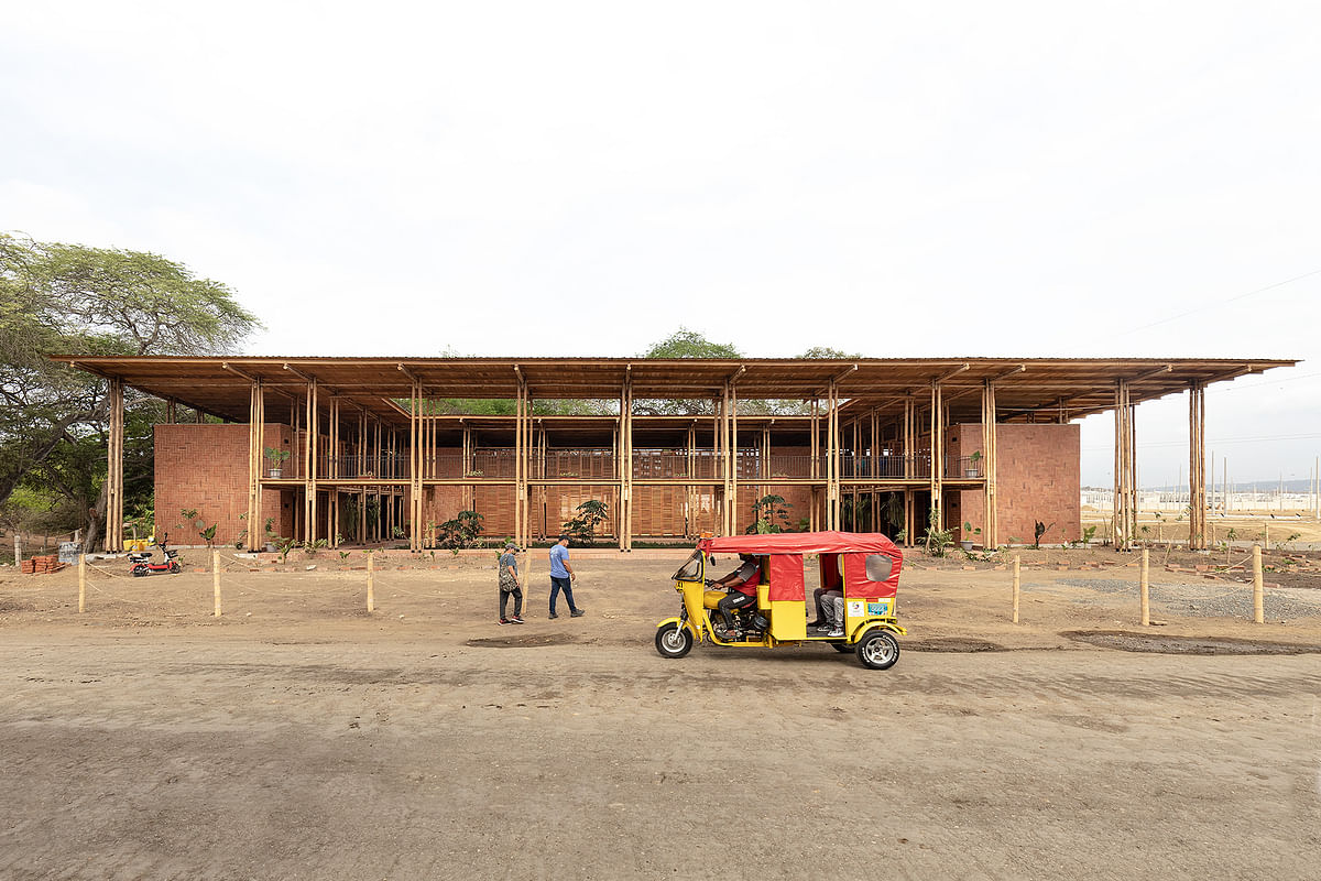 MCHAP.emerge award goes to Community Production Center Las Tejedoras by Natura Futura + Juan Carlos Bamba