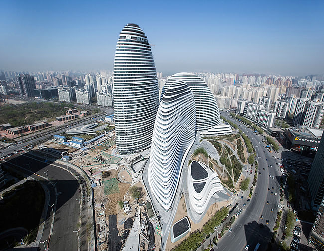 2014 Tallest #96: The Yomiuri Shimbun Building, Tokyo, 200 meters © Harunori Noda 2013 Tallest #90: Wangjing SOHO T3, Beijing, 200 meters © Feng Cheng