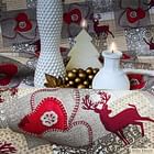 Restaurant decoration with Christmas tablecloths