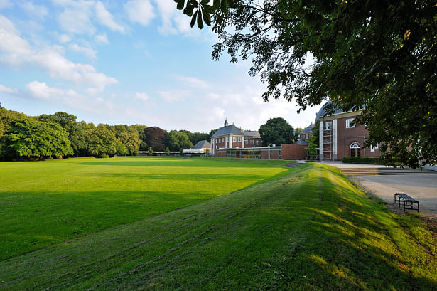 Hageveld Estate school grounds