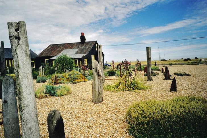 Derek Jarman's Prospect Cottage. Image via Wikimedia.