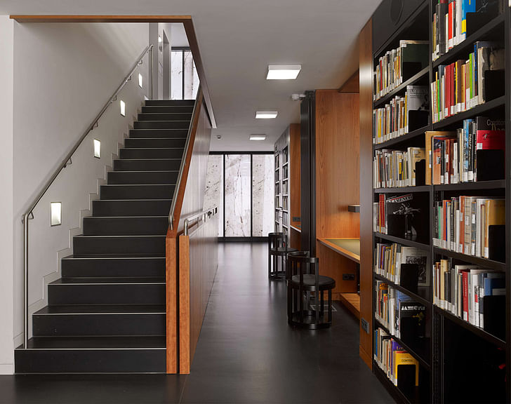A staircase in the library (Photo: Stefan Müller)