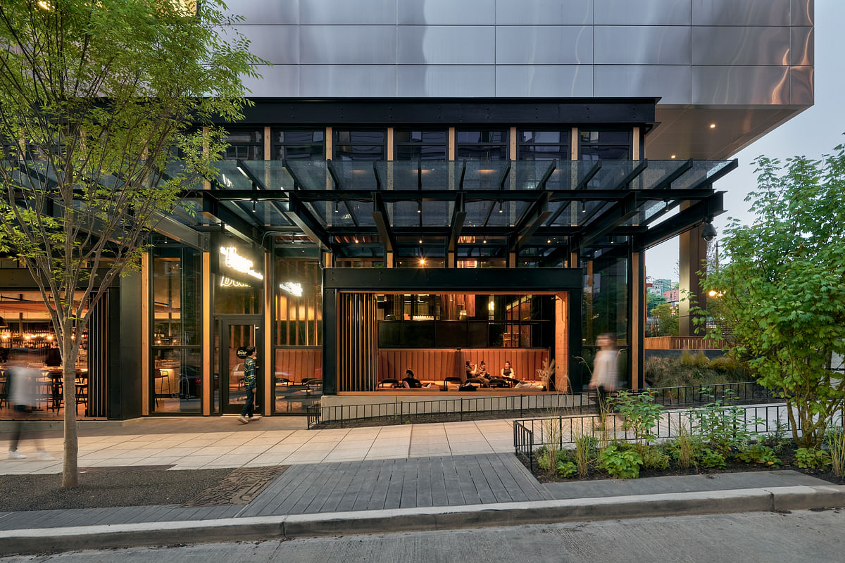 Bombo Italian Kitchen & Bar at Seattle Convention Center Summit by Graham Baba Architects