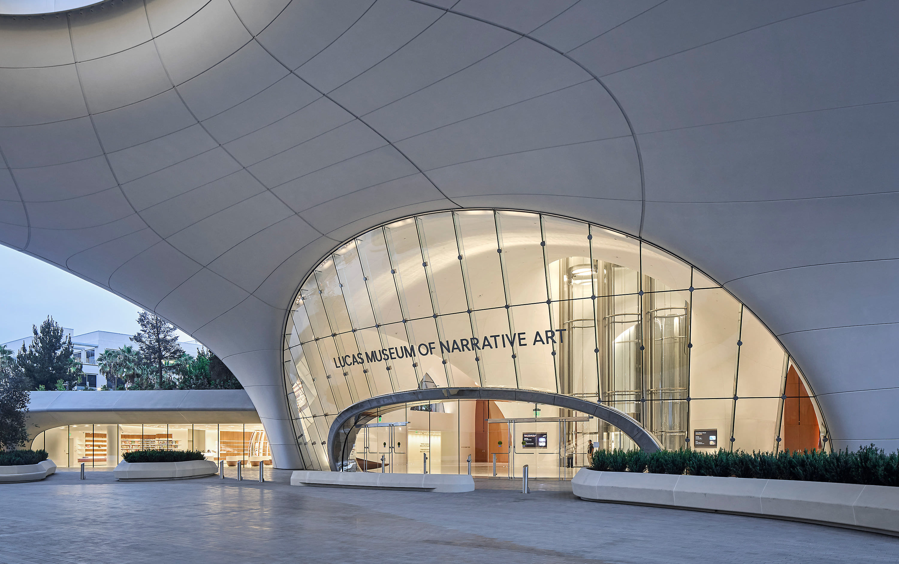 ‘Gleaming spacecraft,’ ‘Floating amoeba,’ ‘Contradiction-filled landmark’: What critics are saying about the Lucas Museum of Narrative Art