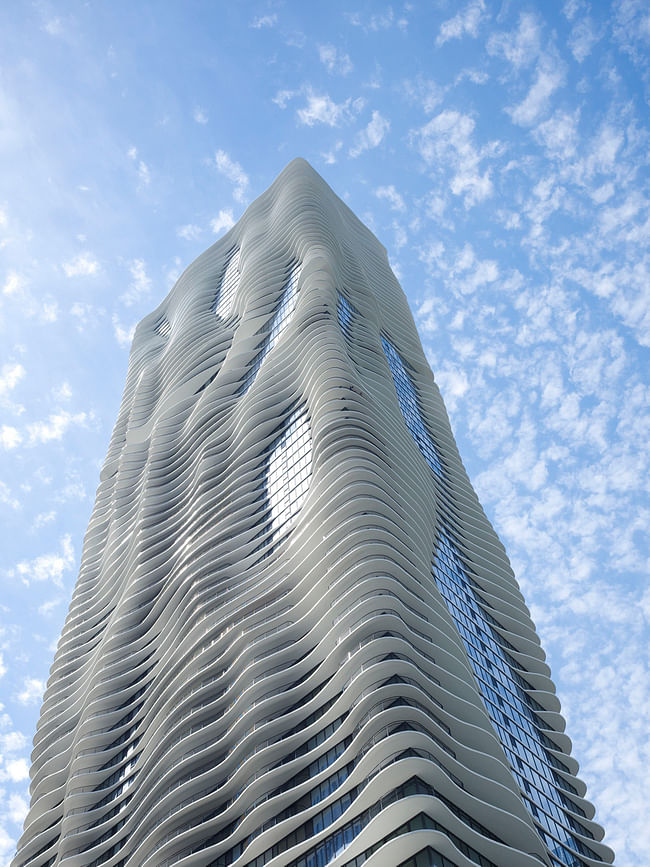 Architecture Design: Studio Gang Architects; Aqua Tower, Chicago, IL, 2010. Photo: Steve Hall/Hedrich Blessing