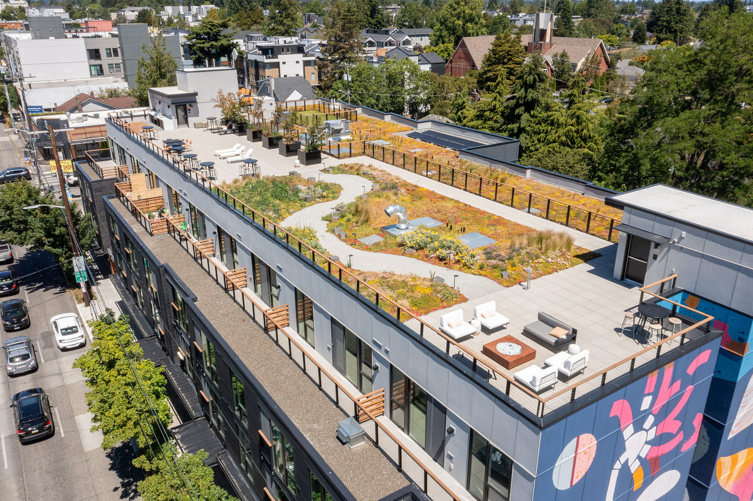A closer look at Green Apartment Buildings With Rooftop Deck