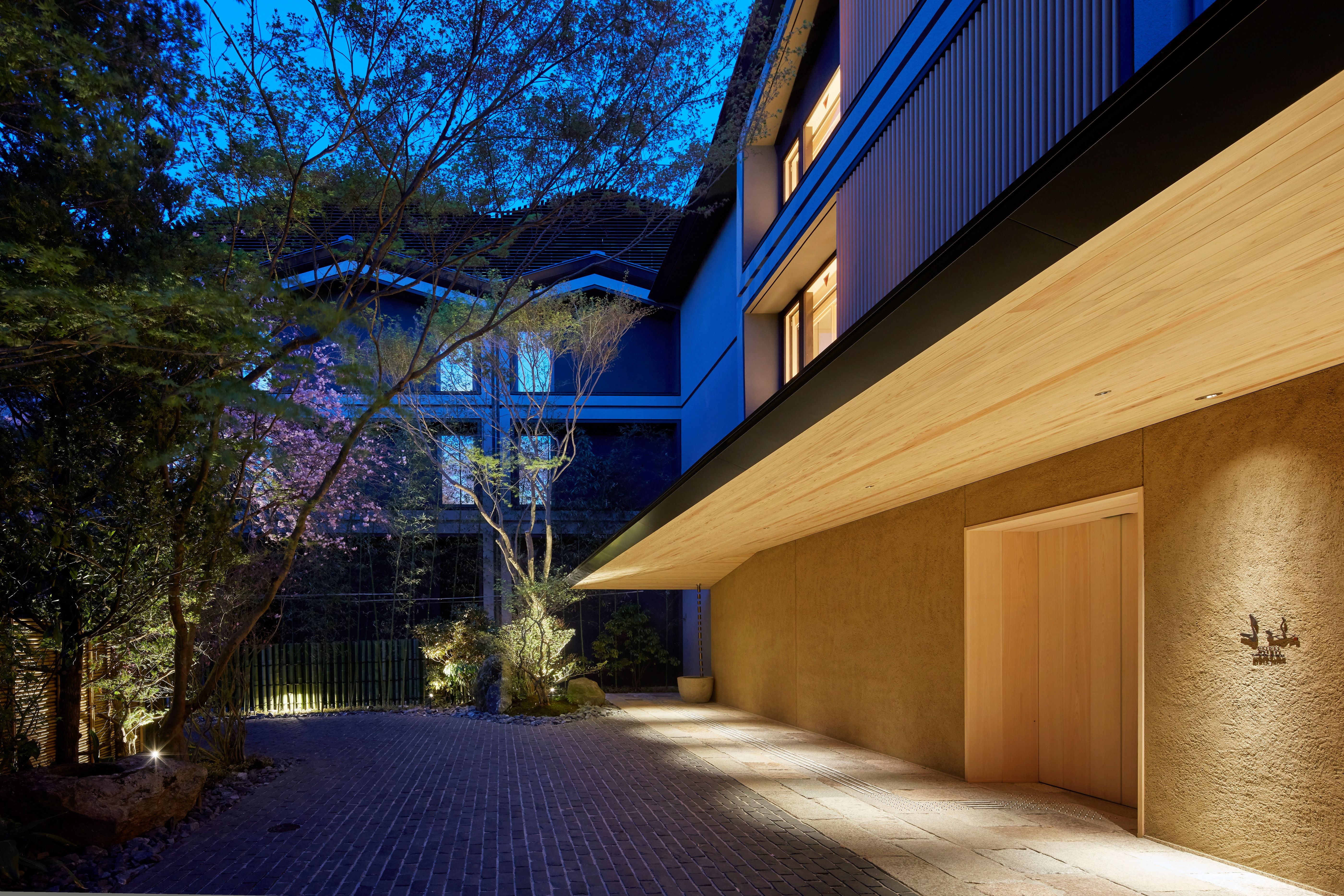 FUFU KYOTO JAPAN: A Hidden Retreat that Continues Higashiyama Villa ...