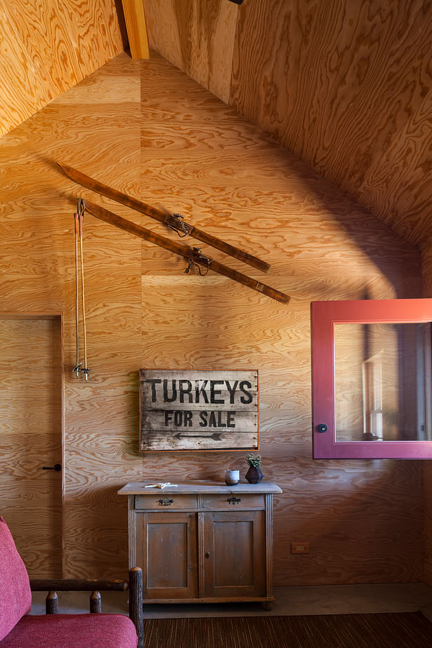 Cabins in Eastern Washington (Photo: John Granen) 