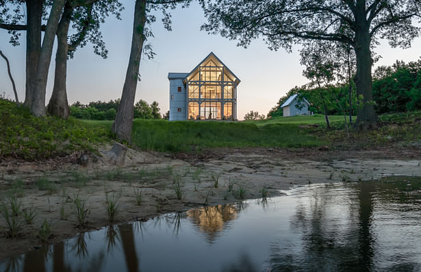 The farmhouse was strategically positioned to showcase the spectacular views of the Chesapeake Bay Watershed. The siting also provides easy access to the owner's private pier, and respects the buffer zone required for waterfront properties. 