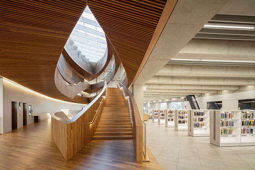 Central Public Library by Snohetta. Image © Michael Grimm/courtesy of Ceramics of Italy Tile Competition