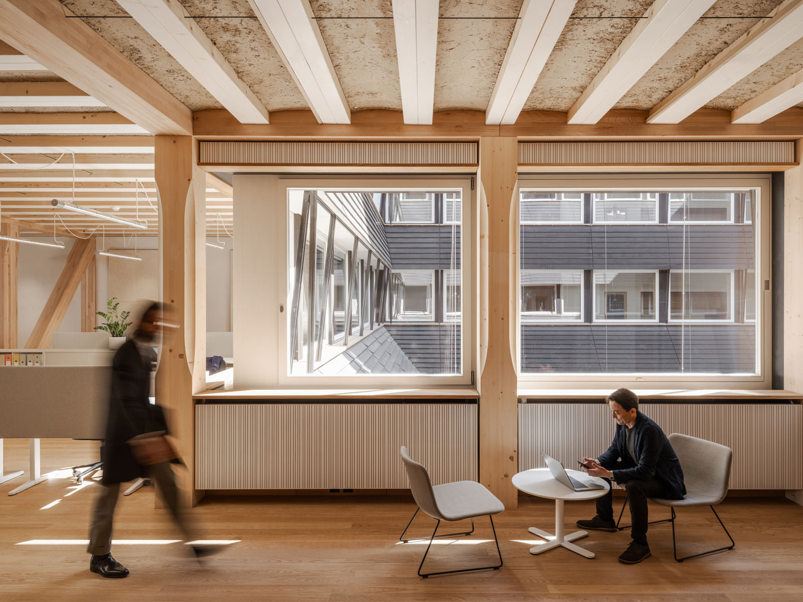 Herzog & de Meuron completes highly sustainable timber office