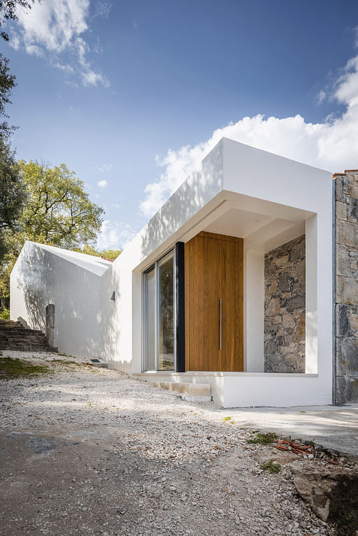 SO House in Porto de Mós, Portugal by Phyd Arquitectura; Photo: emontenegro / architectural photography