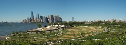 View of Governor's Island. Image courtesy of Wikimedia user Rhododendrites. 