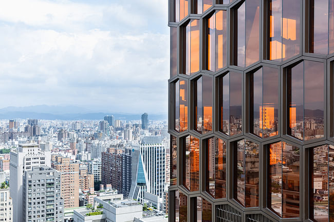 La Bella Vita in Taichung, Taiwan by Antonio Citterio Patricia Viel; Photo by Studio Millspace