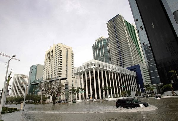 Miami after Hurricane Wilma in 2005. (Roberto Schmidt/AFP/Getty Images)