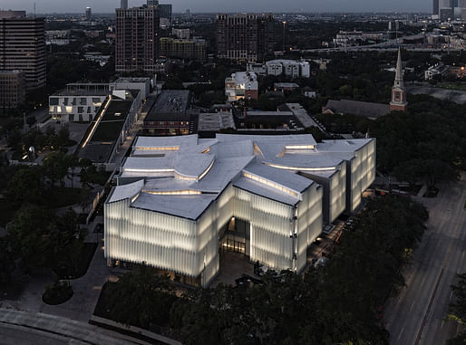Bird's eye view of the new Nancy and Rich Kinder Building at the Museum of Fine Arts, Houston. © Richard Barnes. All images courtesy of MFAH.